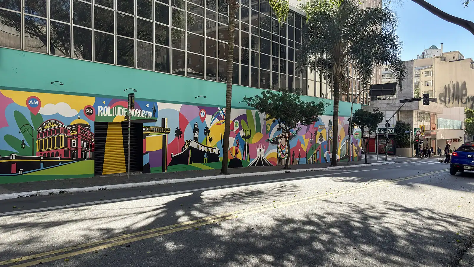 Extensão do mural Brasil em São Paulo ao longo da Rua Augusta
